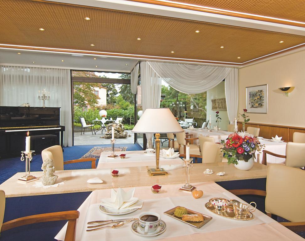 Hotel Ambiente 바드벨링겐 외부 사진